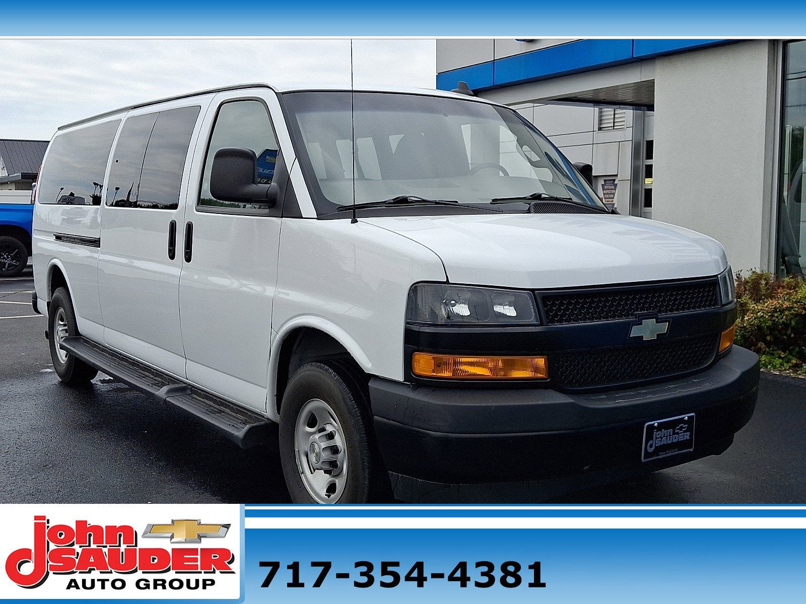 2023 Chevrolet Express Passenger 3500