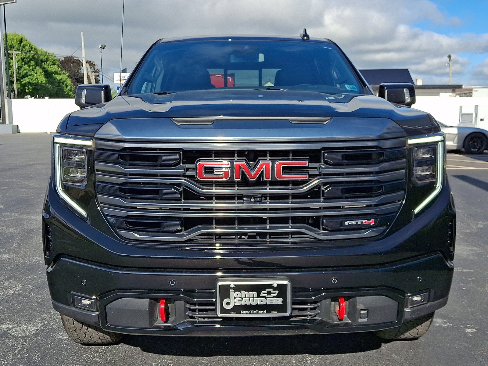 2023 GMC Sierra 1500 — side profile view
