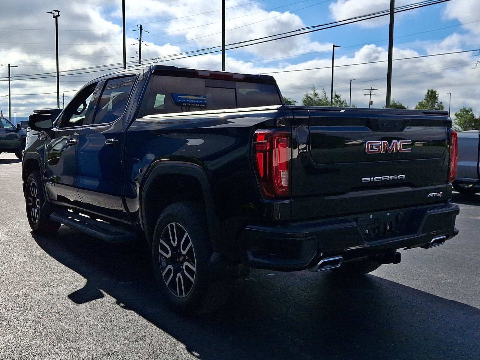 2023 GMC Sierra 1500 — interior view